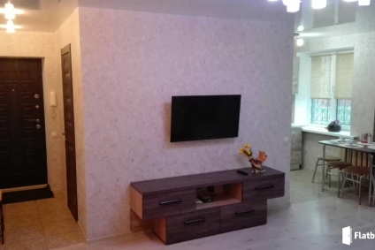 Рядом Амфитеатр,  Маркосити, пл.Победы.