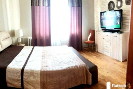 Рядом,  ТЦ "ТРИО"  " Мега" " ОМЕГА" , Ледовый двор