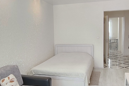 Уютная квартирка в центре. На берегу реки.