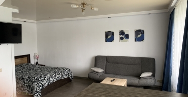 2023-07-07 12.08.03.jpeg